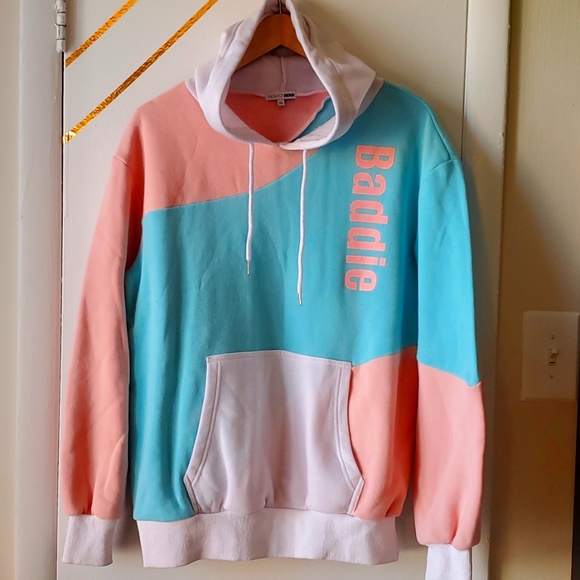 Fashion Nova Tops - FashionNova Baddie  Hoodie Sweater  size X-large
